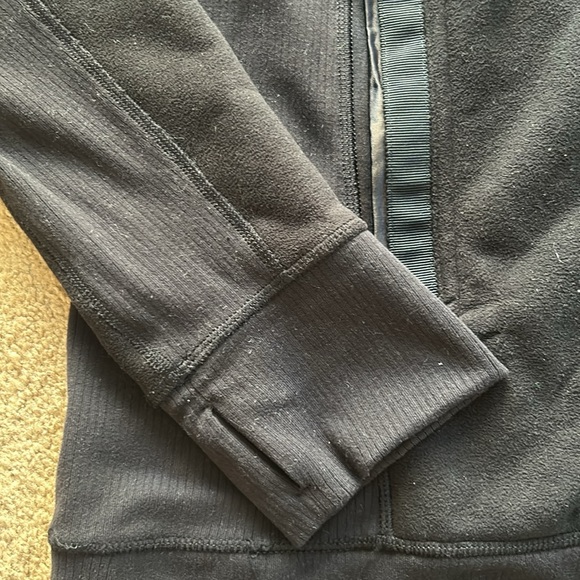 Lululemon Fuzzy Half Zip Jacket Black Size 10 - Picture 3 of 4